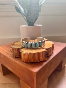 Hayley cuff